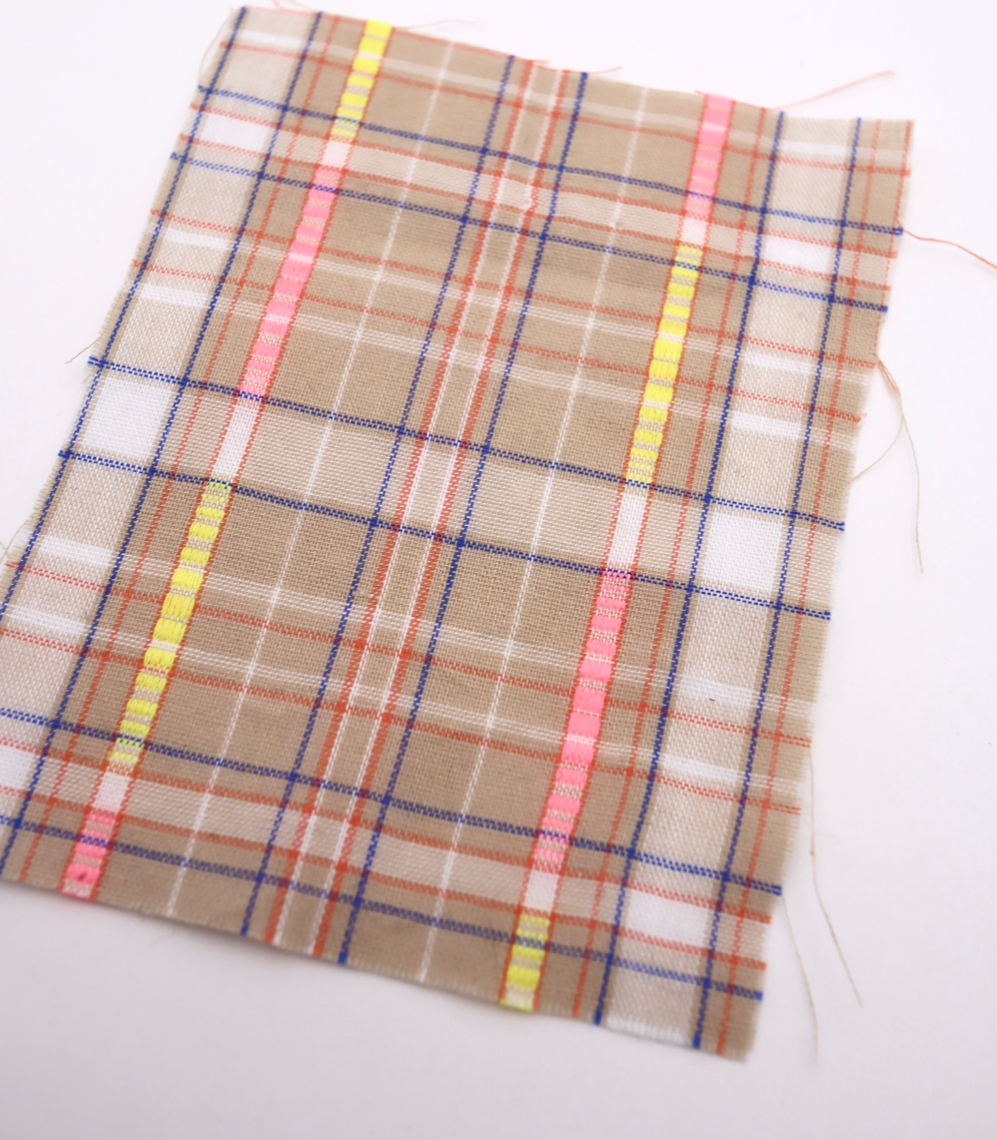 【25SS-441】カラフルタータンチェック　/0.5ｙあたり=～590円