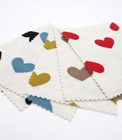 【25SS-400】ハートプリント二重織りニット　/0.5ｙあたり=～1055円