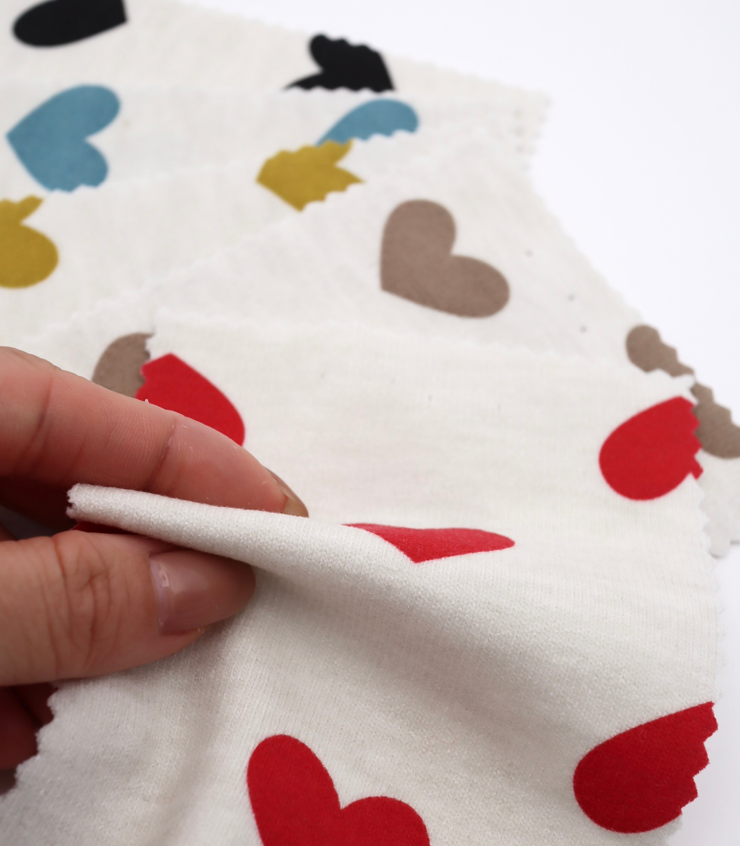 【25SS-400】ハートプリント二重織りニット　/0.5ｙあたり=～1055円