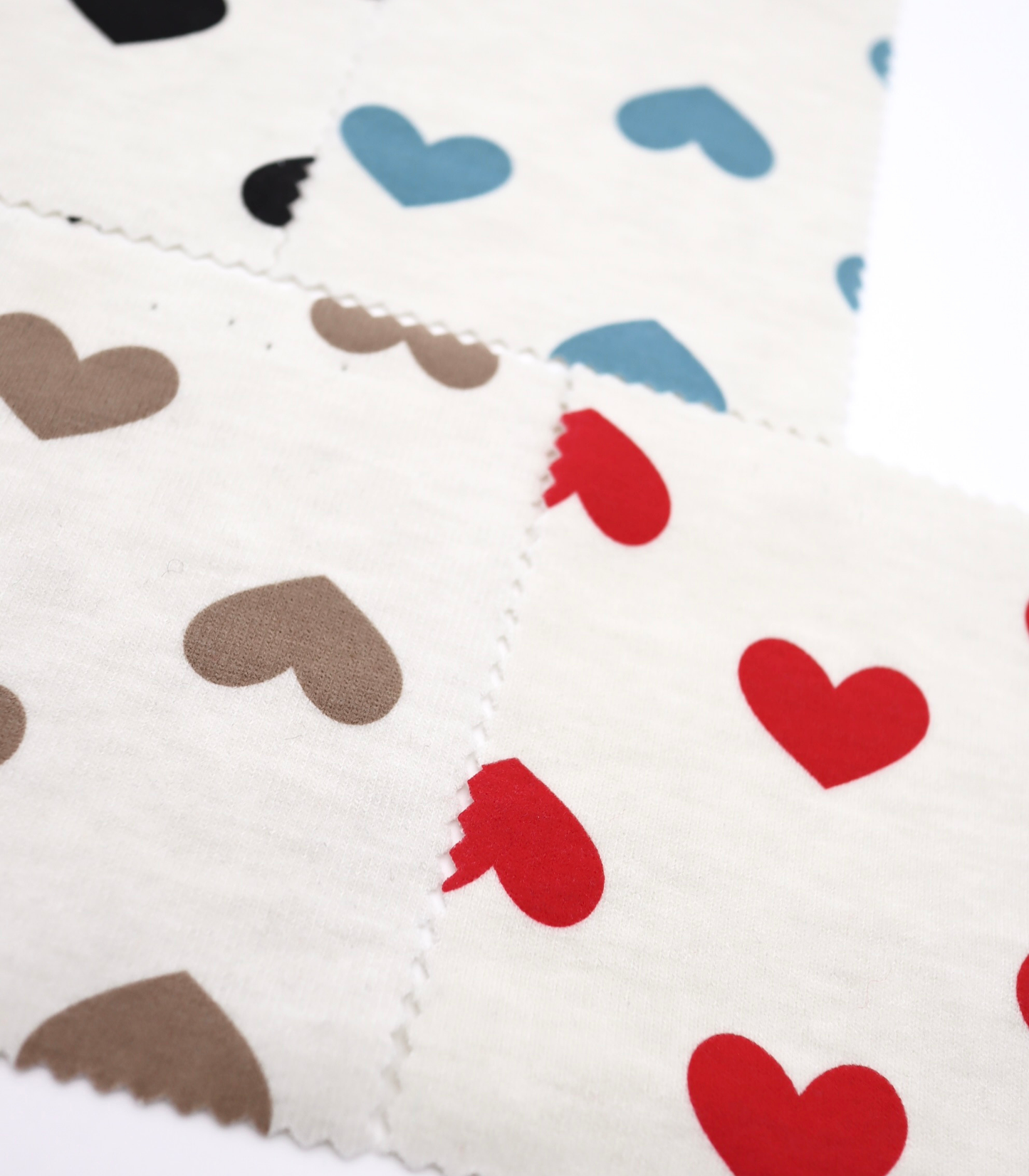 【25SS-400】ハートプリント二重織りニット　/0.5ｙあたり=～1055円