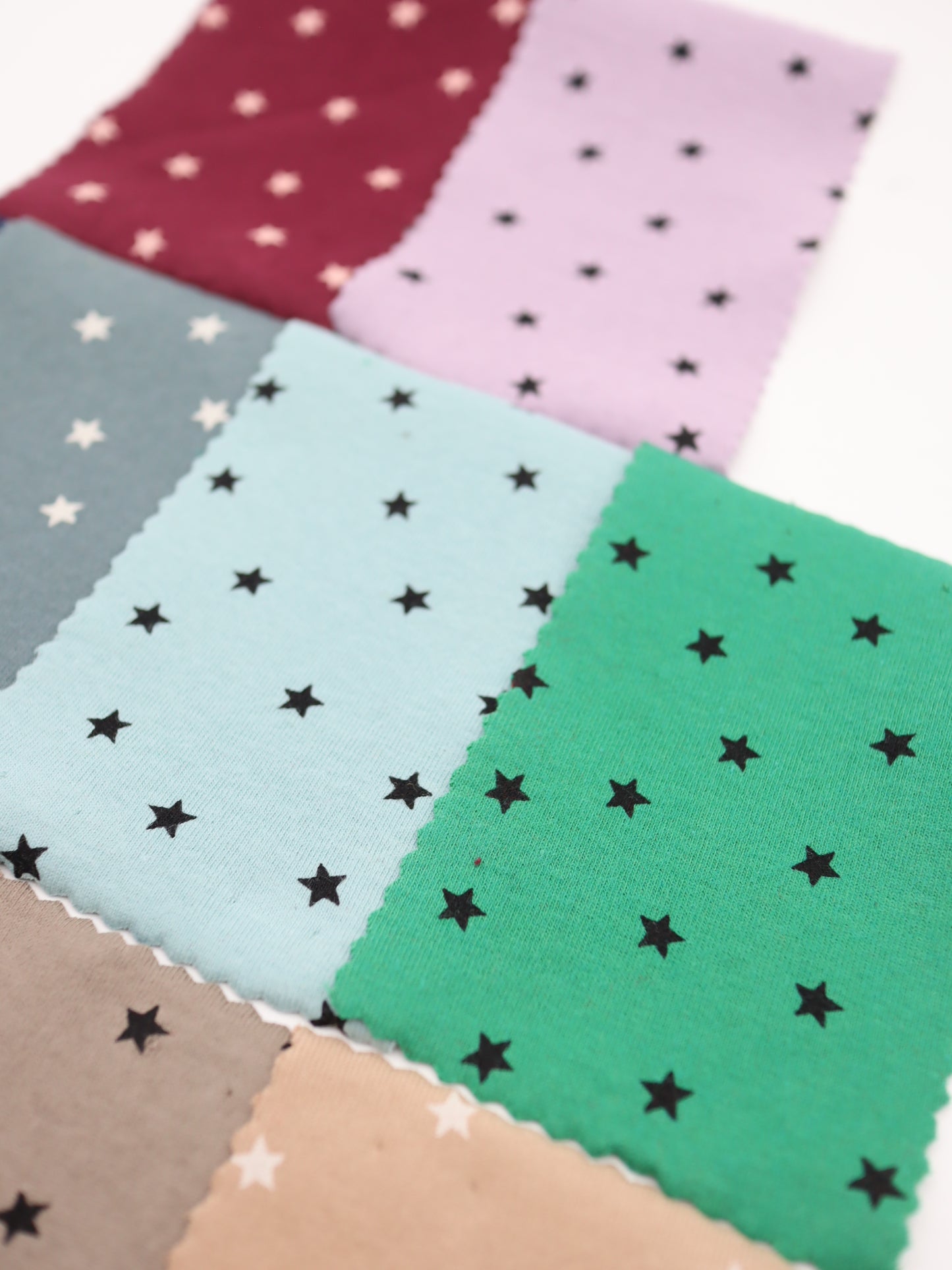 星ドット・ストレッチコットンフライス｜147cm広幅・綿95% PU5%｜高復元・高通気・多色展開｜レギンス・ドッグウェア・ベビー向け｜26SS-152【生地仕入れ代行卸】