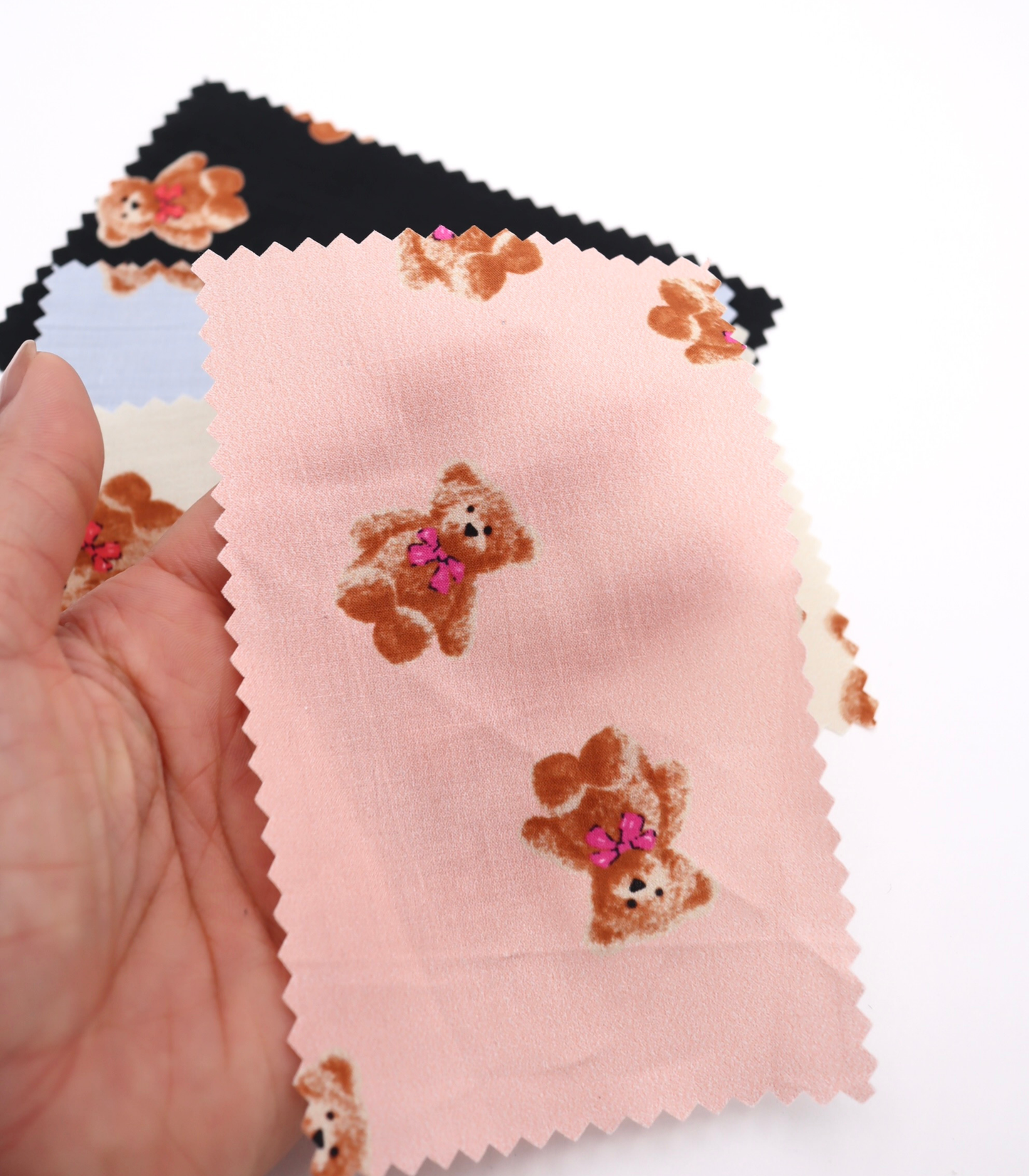 【25SS-428】リボン付きくまさんプリント綿ローン　/0.5ｙあたり=～770円