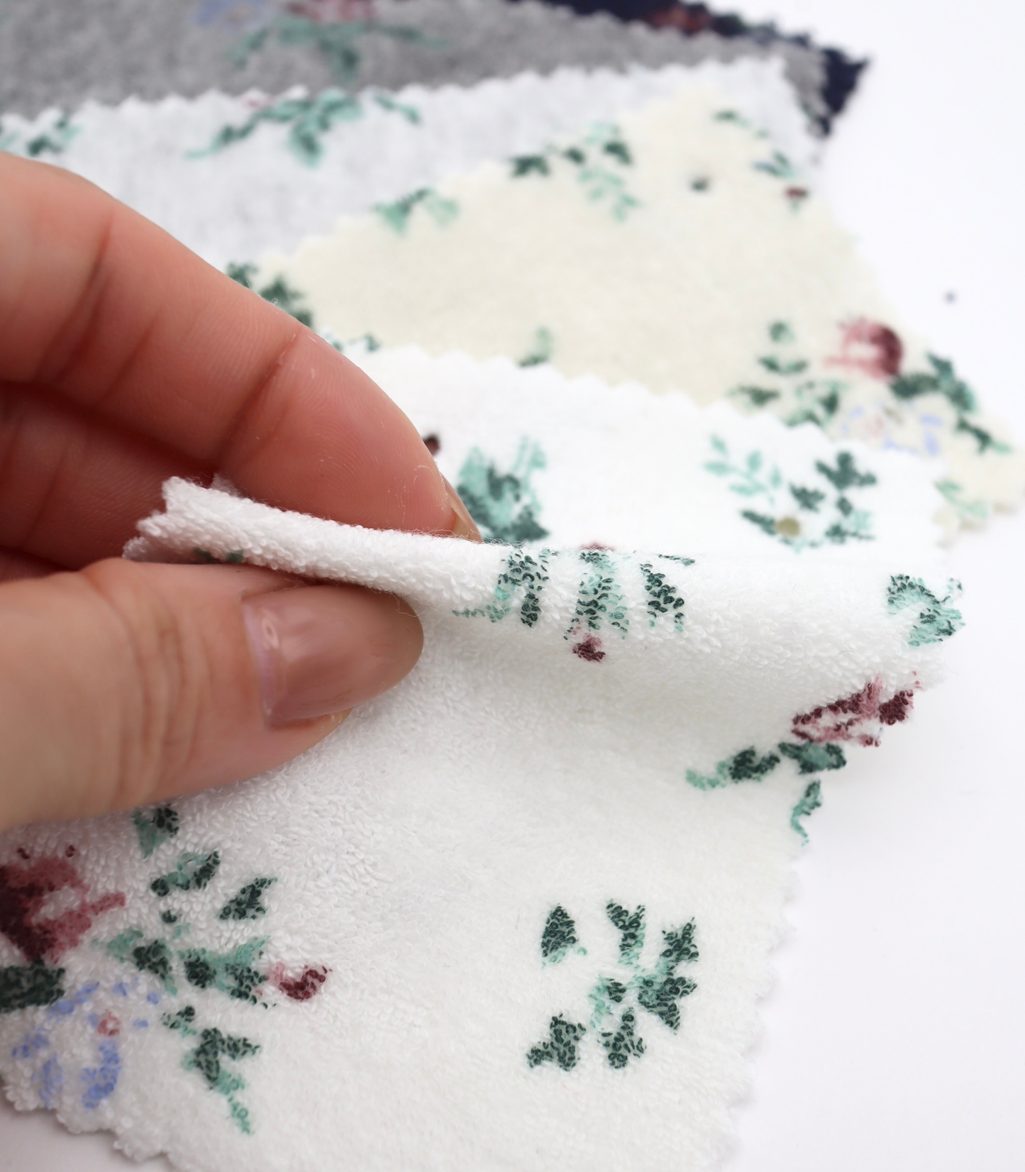 【25SS-418】花柄プリントパイル　/0.5ｙあたり=～1140円