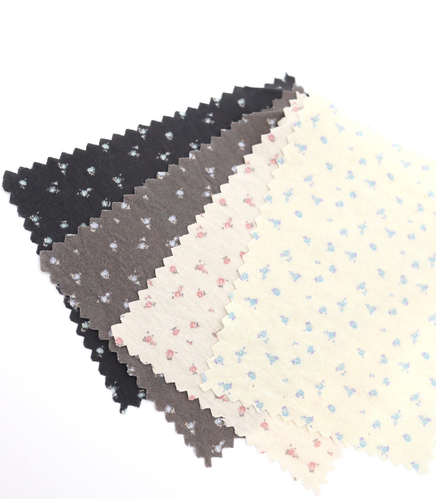 【25SS-419】小花柄プリントタフタワッシャー　/0.5ｙあたり=～850円