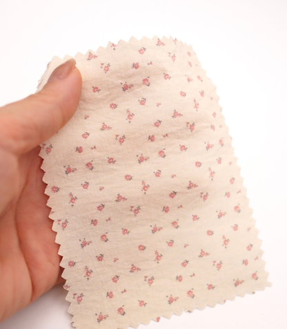 【25SS-419】小花柄プリントタフタワッシャー　/0.5ｙあたり=～850円