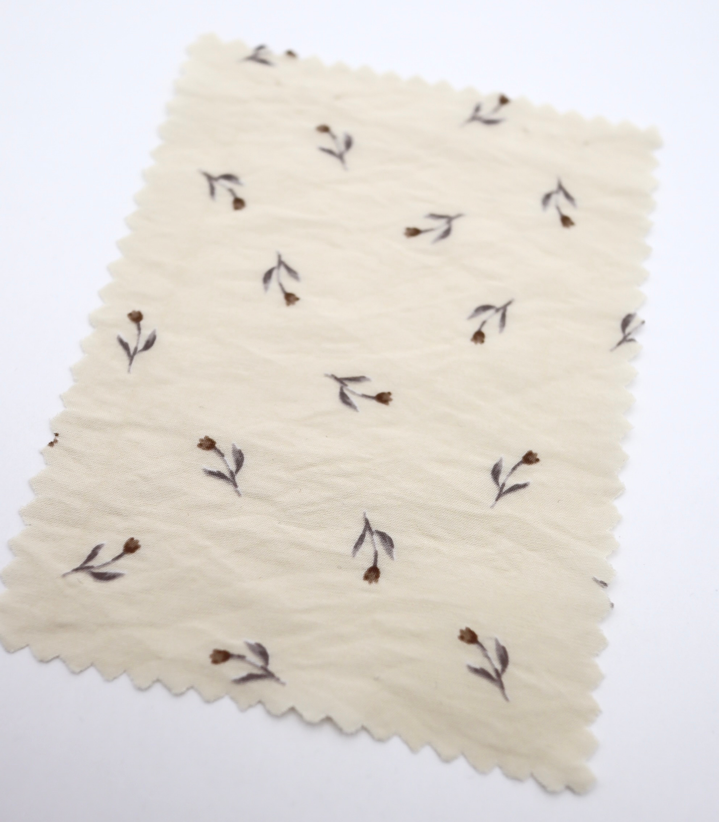 【25SS-422】チューリッププリントシアータフタワッシャー　/0.5ｙあたり＝～830円