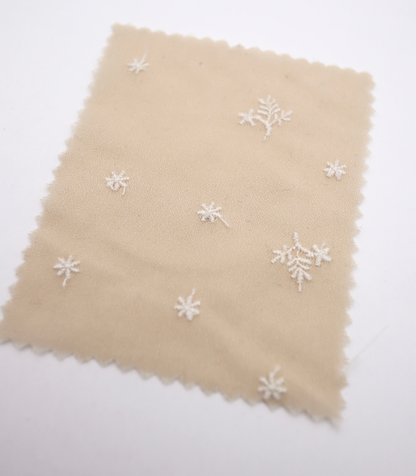 【25SS-452】草木柄刺繍ジョーゼット　/0.5ｙあたり=～1155円