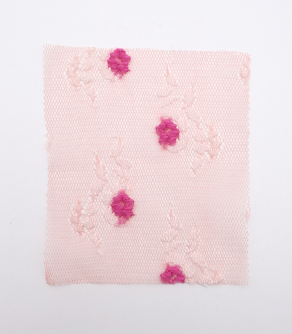 【25SS-450】ぷちふわ小花柄刺繍チュール　/0.5ｙあたり=～745円