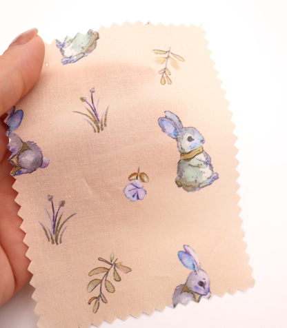 【25SS-405】うさちゃん×草花プリント綿ローン　/0.5ｙあたり=～850円