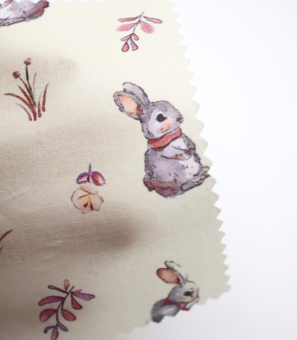 【25SS-405】うさちゃん×草花プリント綿ローン　/0.5ｙあたり=～850円