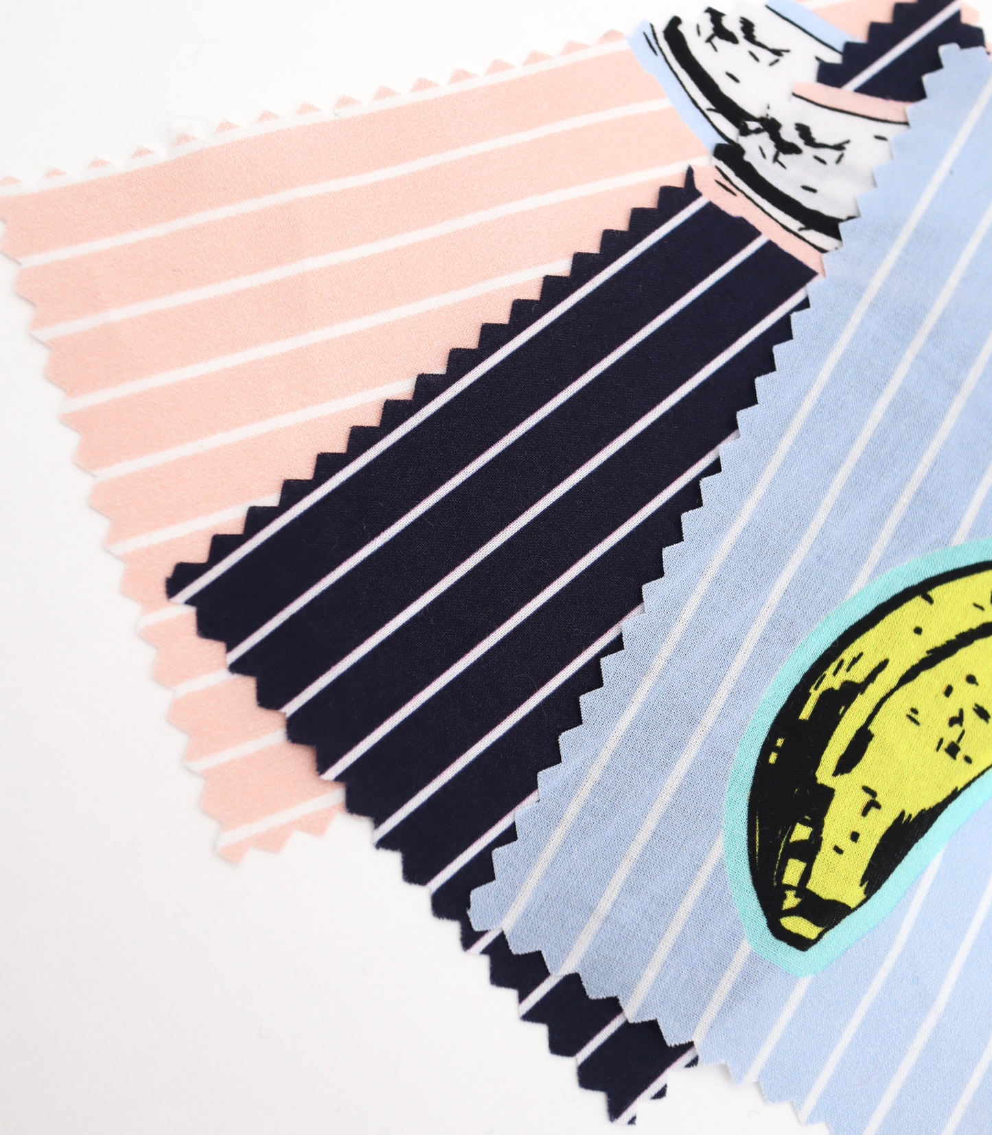 【25SS-430】腐りはじめバナナ×ストライププリント綿ローン　/0.5ｙあたり=～810円