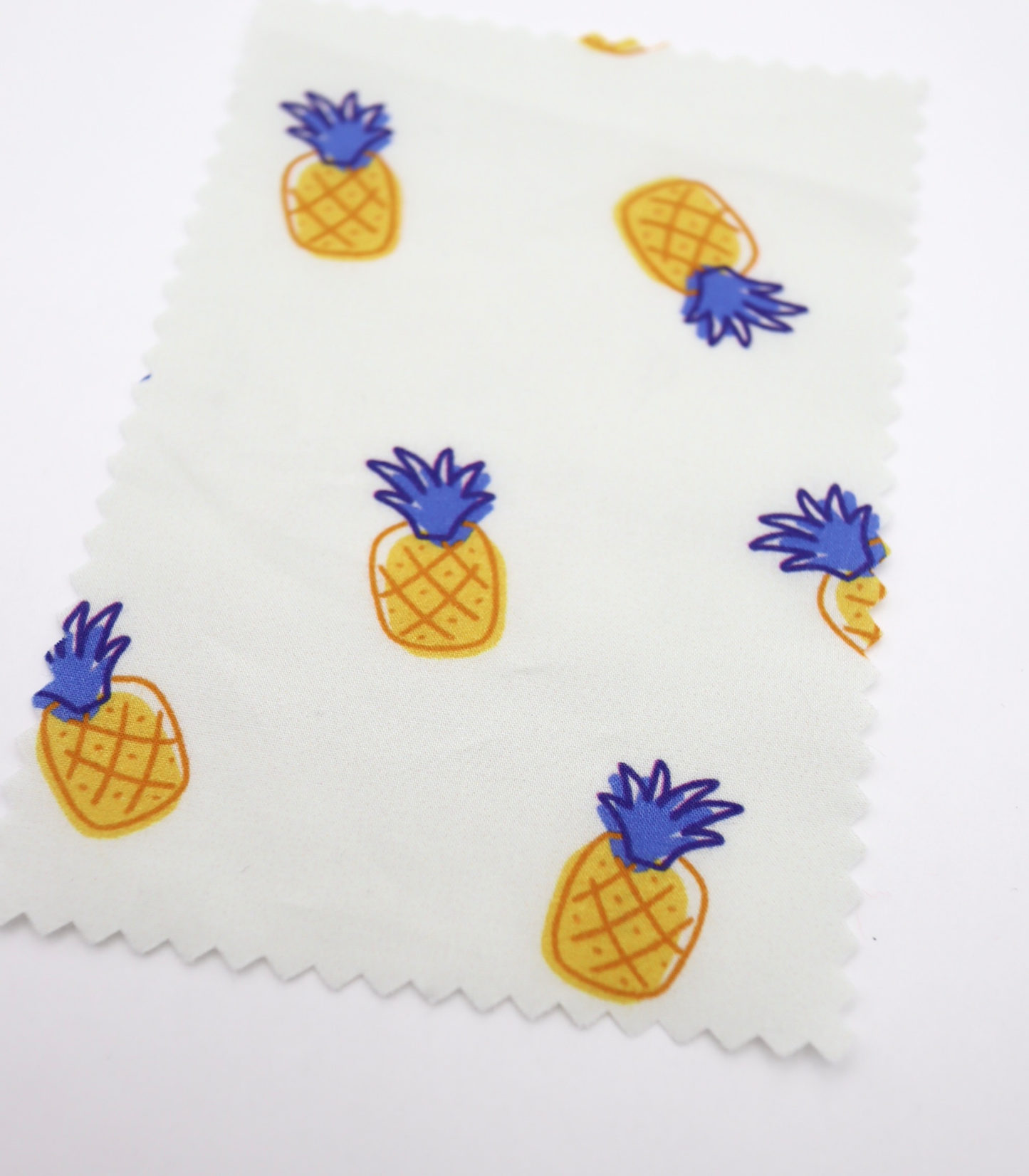 【25SS-429】パイナップルプリント綿ローン　/0.5ｙあたり=～810円