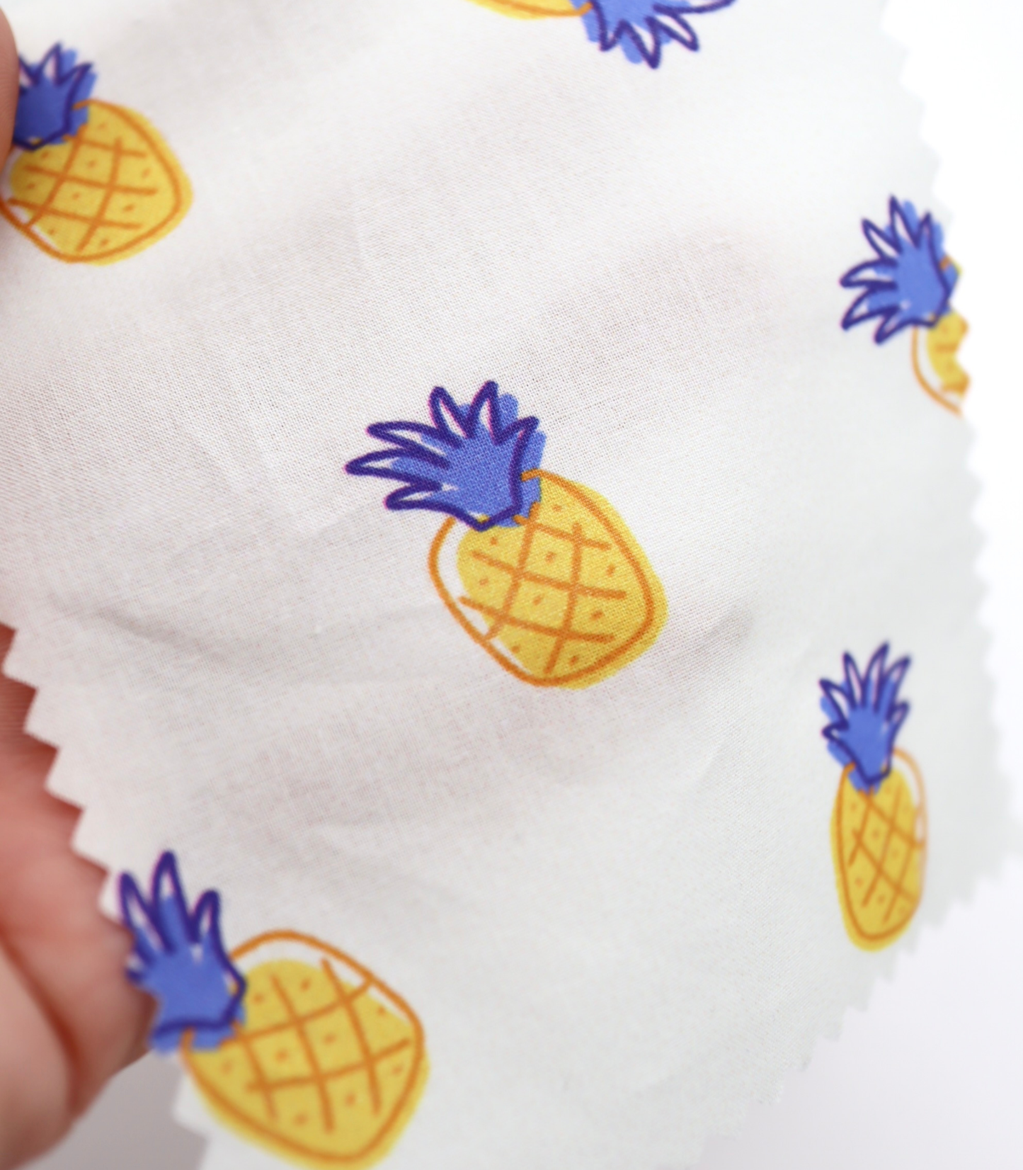 【25SS-429】パイナップルプリント綿ローン　/0.5ｙあたり=～810円