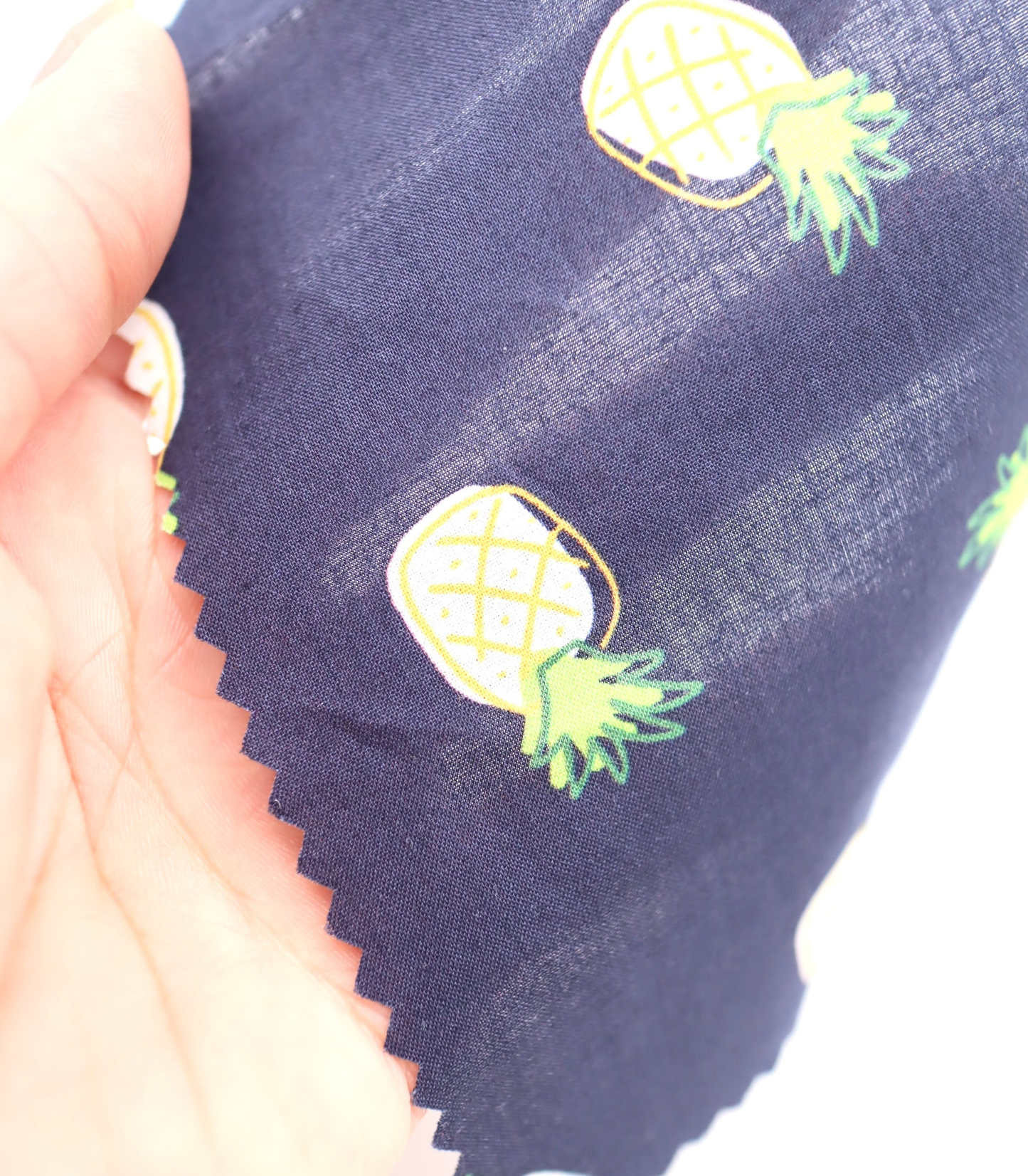 【25SS-429】パイナップルプリント綿ローン　/0.5ｙあたり=～810円