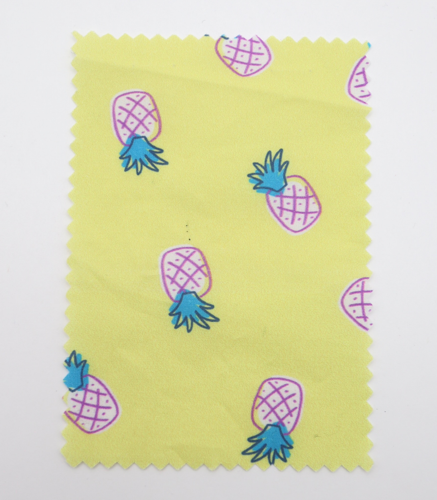 【25SS-429】パイナップルプリント綿ローン　/0.5ｙあたり=～810円