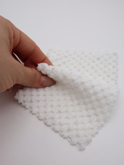 表面変化　凹凸生地　ぽぽこぽこ立体ドットが可愛い！水玉柄 ジャガード風生地・布地｜キッズ服・バッグ・小物に｜広幅147cm【26SS-173】