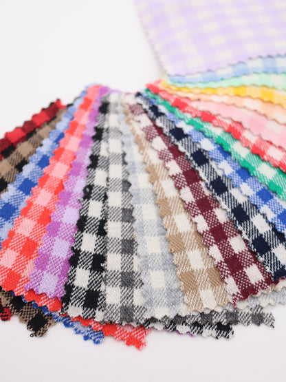 132cm幅の綿混チェックジャガード、レディース服や子供服の仕入れ用