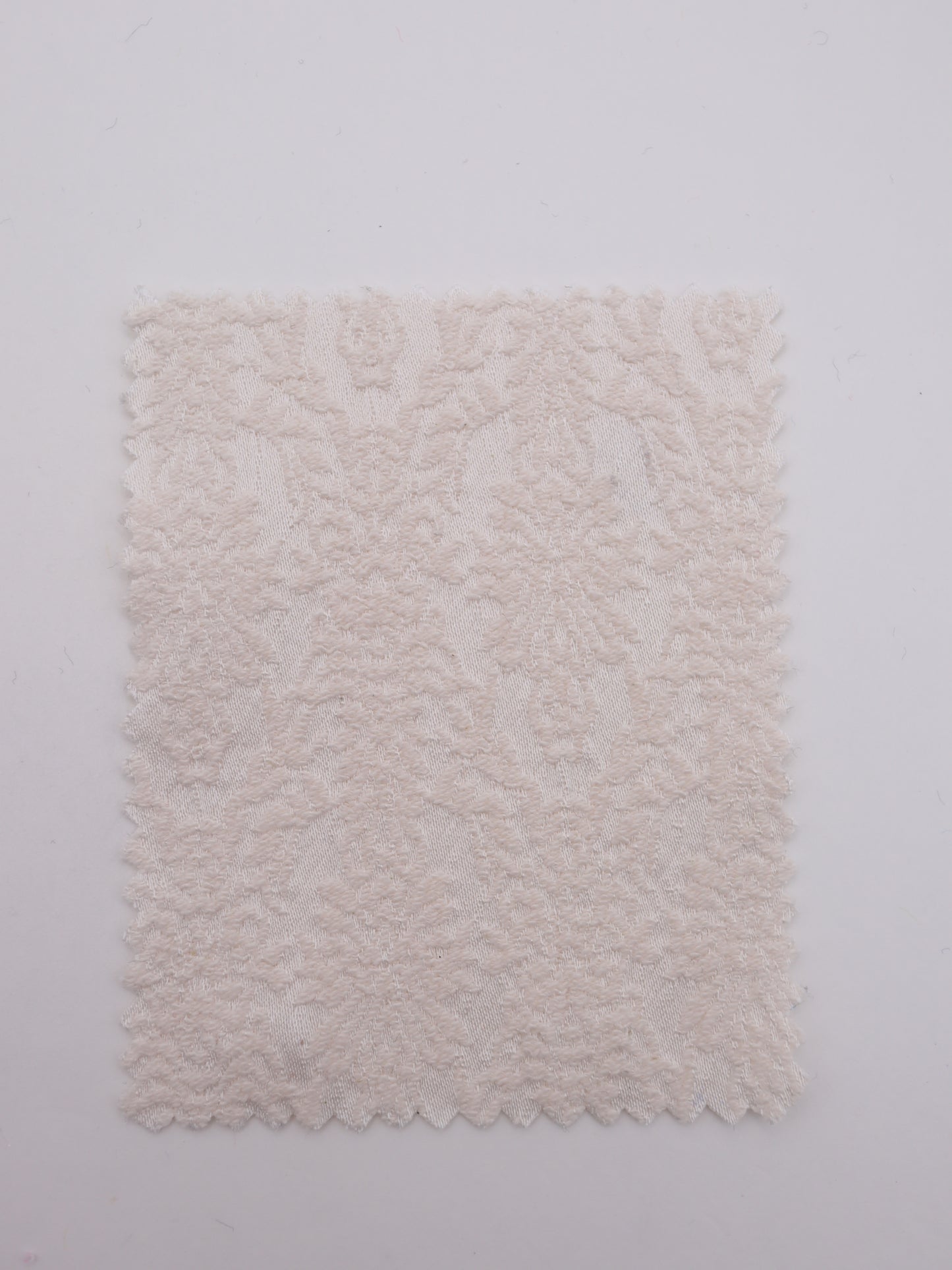ダマスク柄ストレッチジャカード生地｜綿混・高見え意匠｜ドッグウェア（犬服）・レディースアパレル向け｜26SS-119【生地仕入れ代行卸】