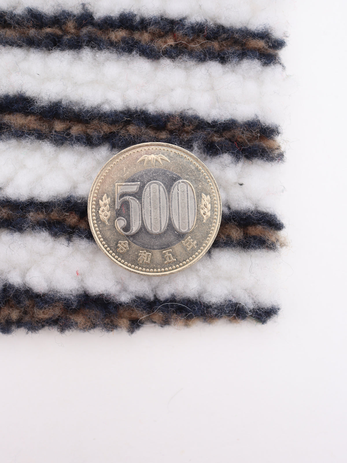 レトロカラフルマルチボーダー柄ボア生地｜【生地幅】約142センチ 【混率】ポリエステル100%｜ドッグウェア・KIDSウエア・冬用アウター・冬雑貨向け｜26AW-399