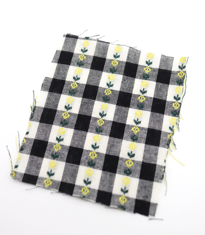 【25SS-318】ストライプ小花柄刺繍先染めギンガムチェック　/0.5ｙあたり=～630円