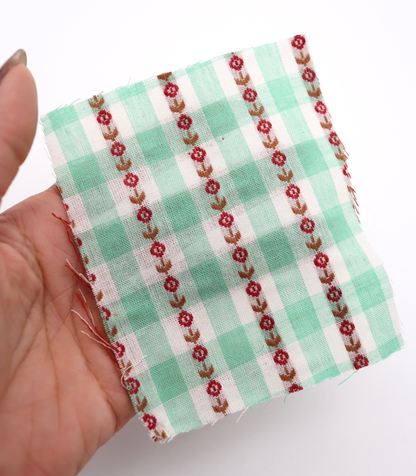 【25SS-318】ストライプ小花柄刺繍先染めギンガムチェック　/0.5ｙあたり=～630円