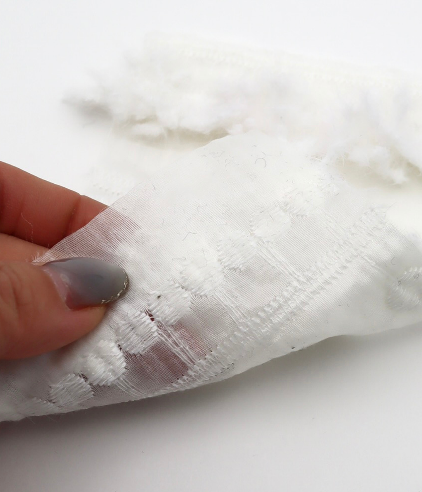 【25SS-138】起毛ボーダー刺繍シアータフタ　/0.5ｙあたり = ～1600円