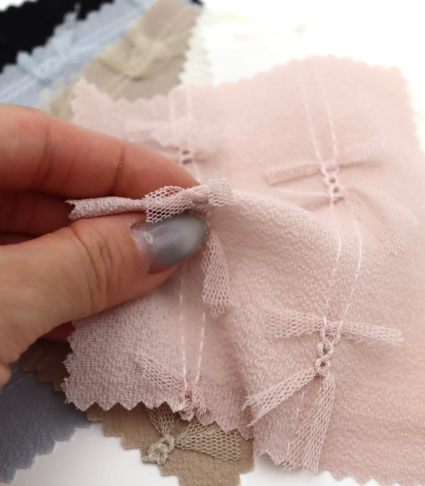 【25SS-144】チュールリボン付きストライプステッチシフォンジョーゼット　/0.5ｙあたり = ～1000円