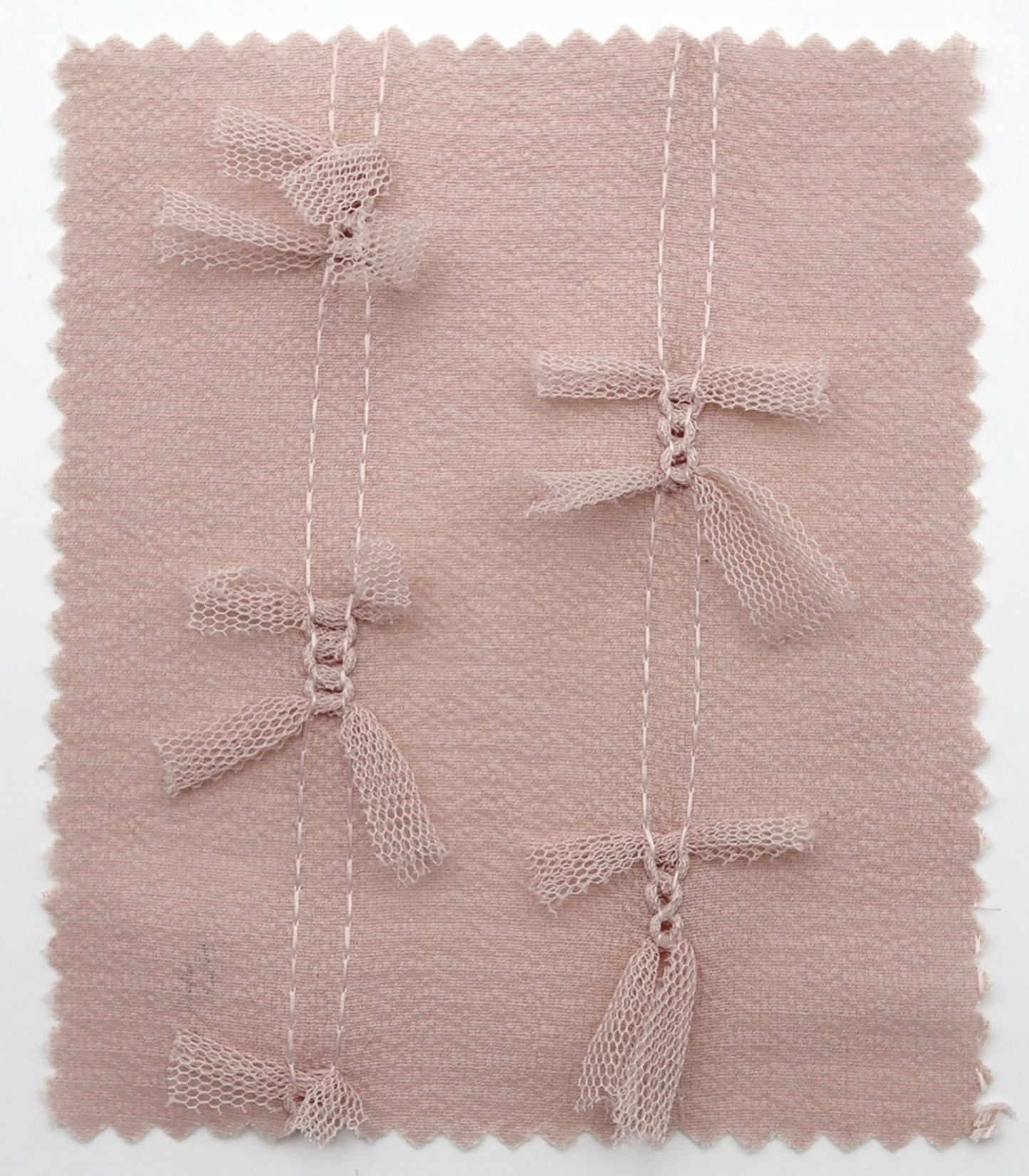 【25SS-144】チュールリボン付きストライプステッチシフォンジョーゼット　/0.5ｙあたり = ～1000円