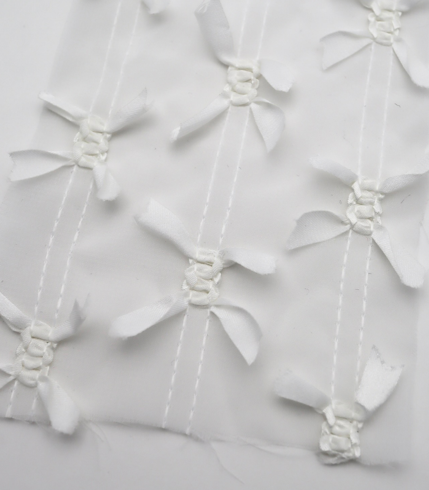 【25SS-143】サテンリボン付きストライプステッチシフォン　/0.5ｙあたり = ～1020円