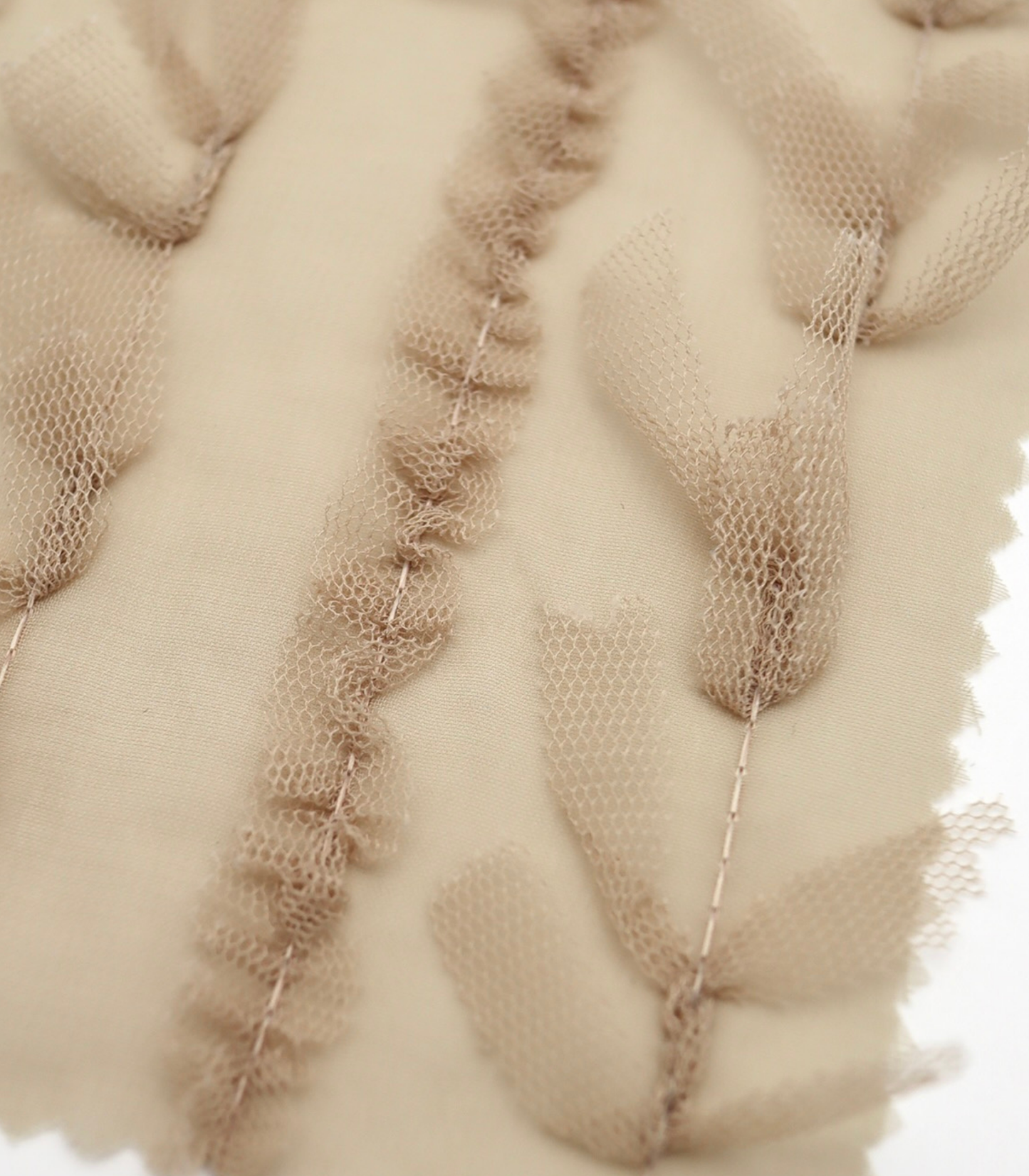 【25SS-063】チュールフリル×チュールリボン付きシフォン　/0.5ｙあたり = ～ 915円