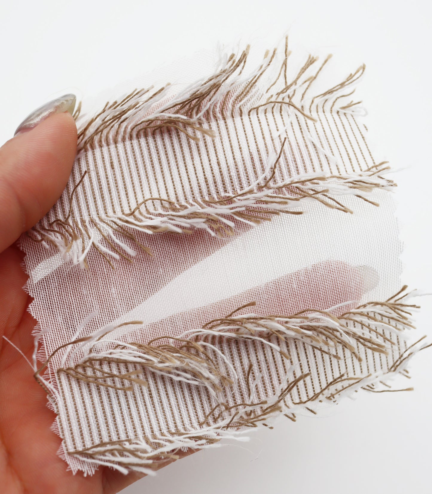 【25SS-308】フリンジジャガードシアーローン　/0.5ｙあたり = ～ 925円