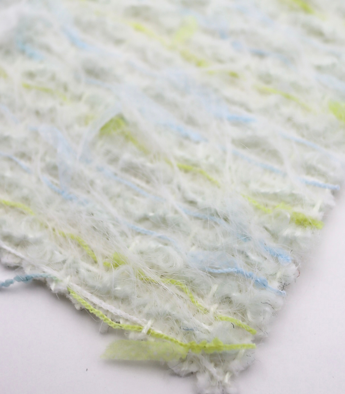 【25SS-064】ふわふわシャギーヤーン起毛ミックスツイード　/0.5ｙあたり = ～1340円