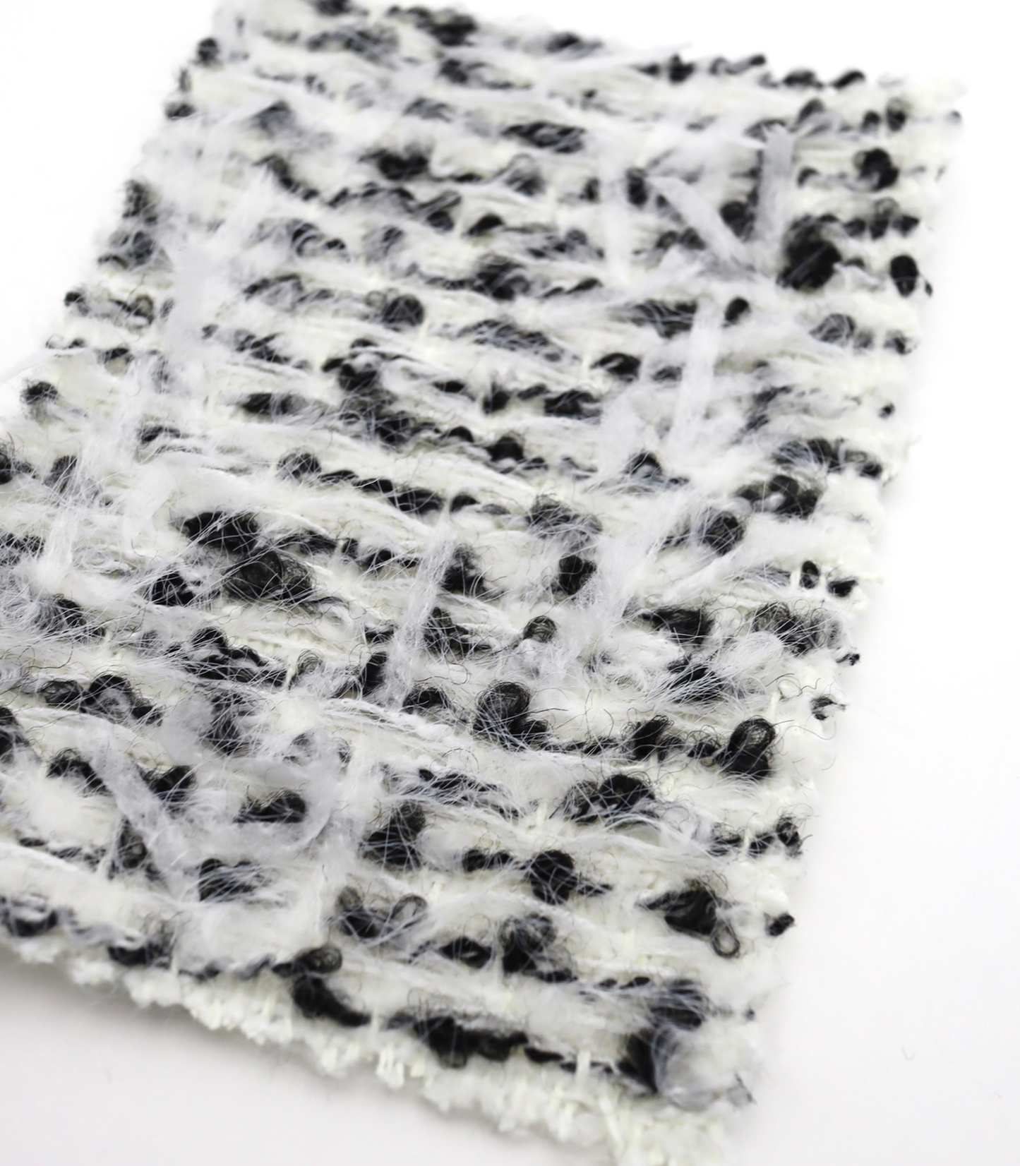 【25SS-064】ふわふわシャギーヤーン起毛ミックスツイード　/0.5ｙあたり = ～1340円