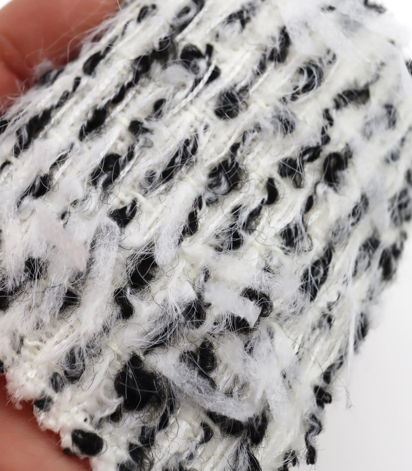 【25SS-064】ふわふわシャギーヤーン起毛ミックスツイード　/0.5ｙあたり = ～1340円