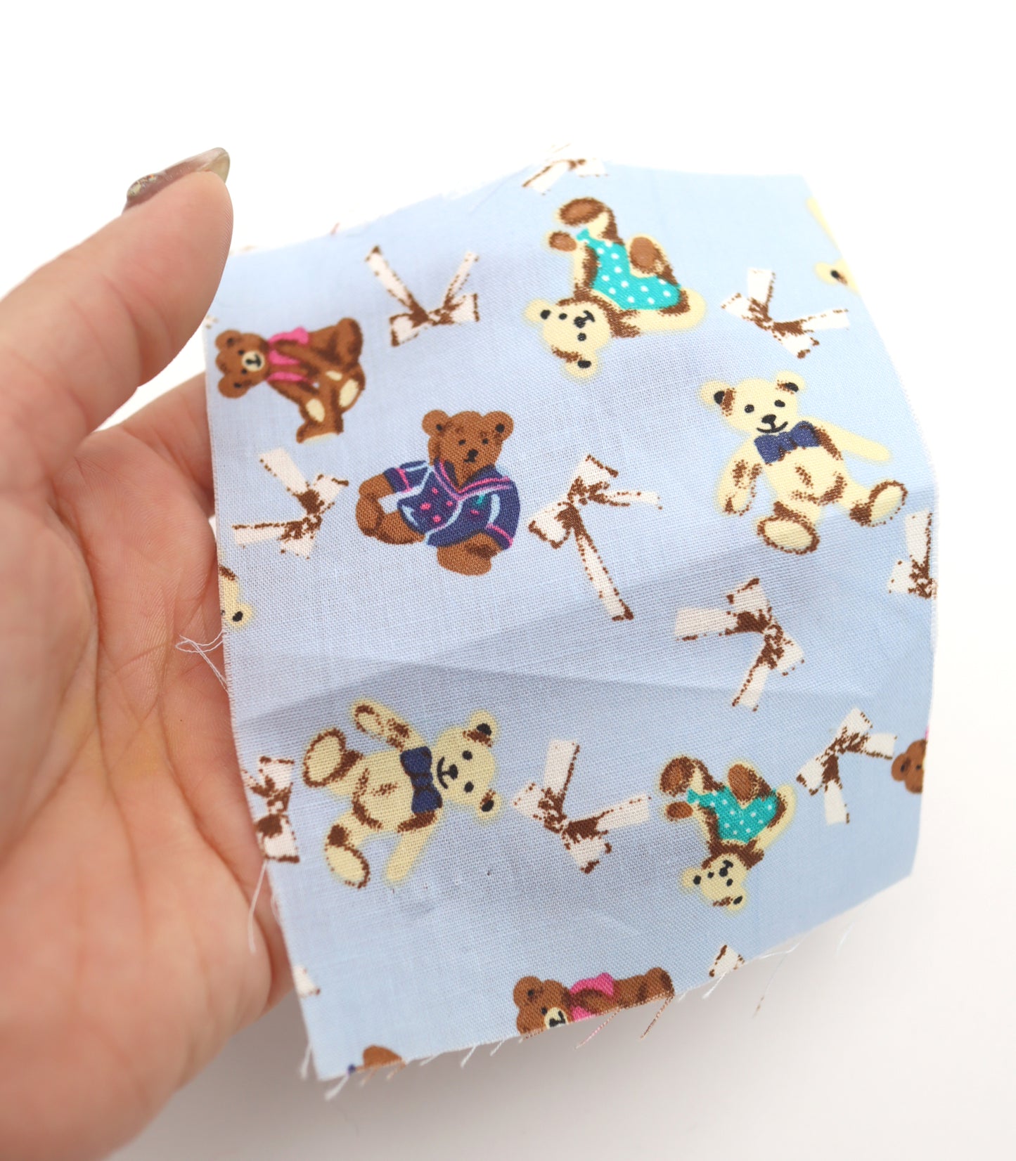 【25SS-235】おしゃれくまちゃん×リボンプリント綿ローン　/0.5ｙあたり = ～770円