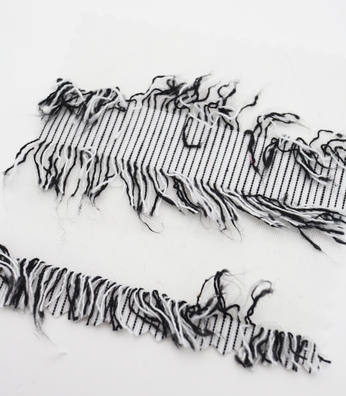 【25SS-308】フリンジジャガードシアーローン　/0.5ｙあたり = ～ 925円