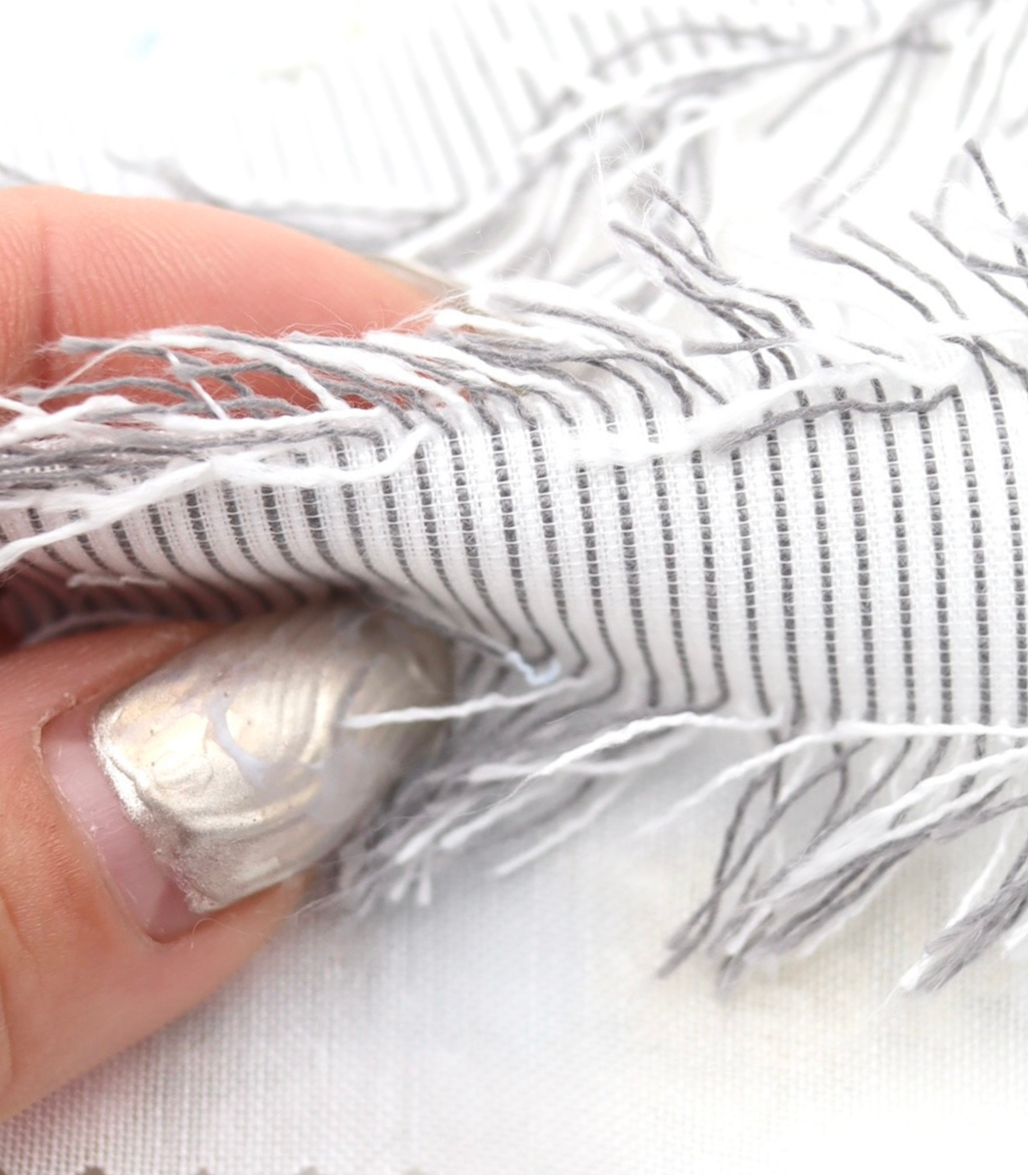 【25SS-308】フリンジジャガードシアーローン　/0.5ｙあたり = ～ 925円