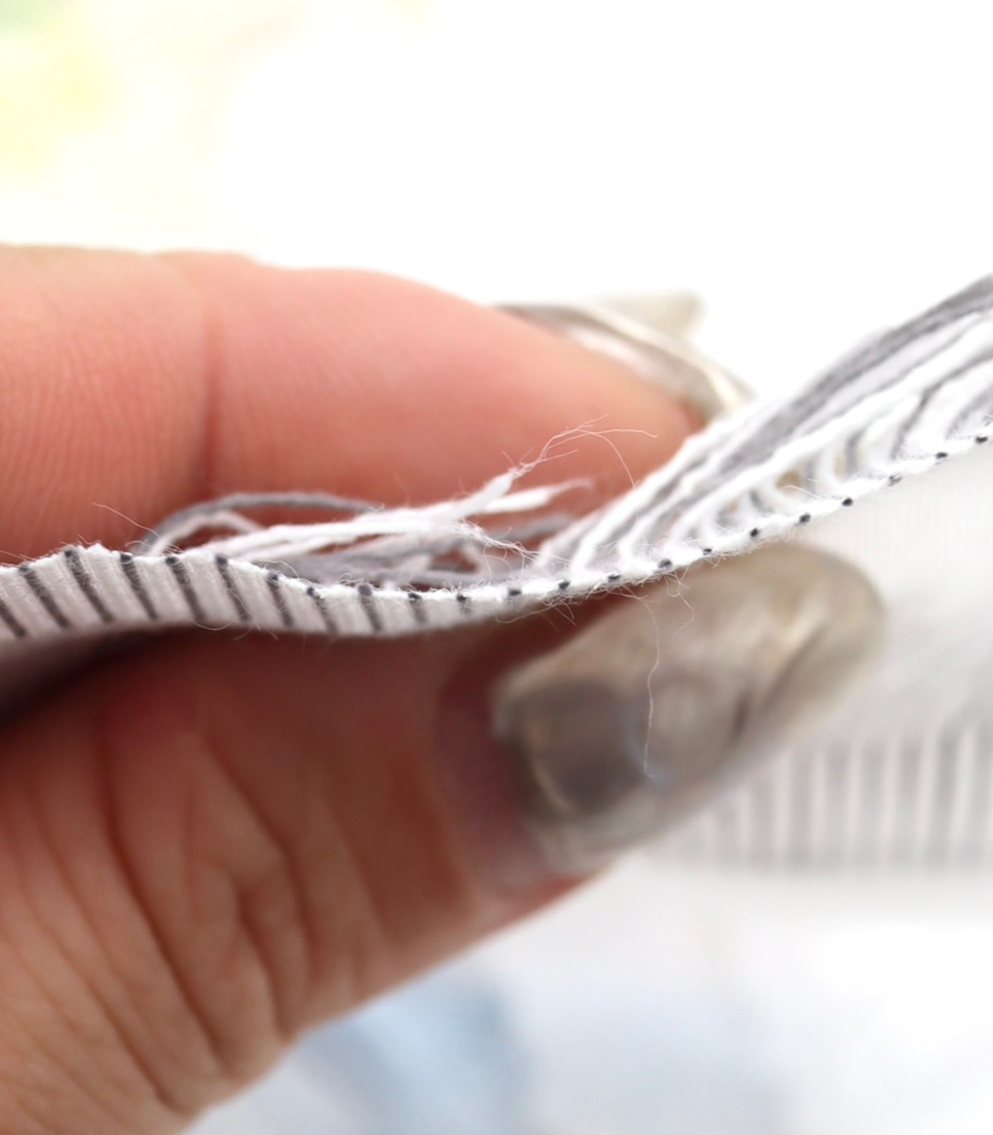 【25SS-308】フリンジジャガードシアーローン　/0.5ｙあたり = ～ 925円