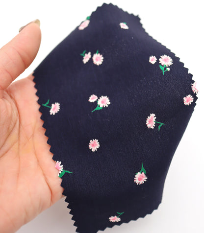 【25SS-238】小花柄プリントデシン　/0.5ｙあたり = ～765円