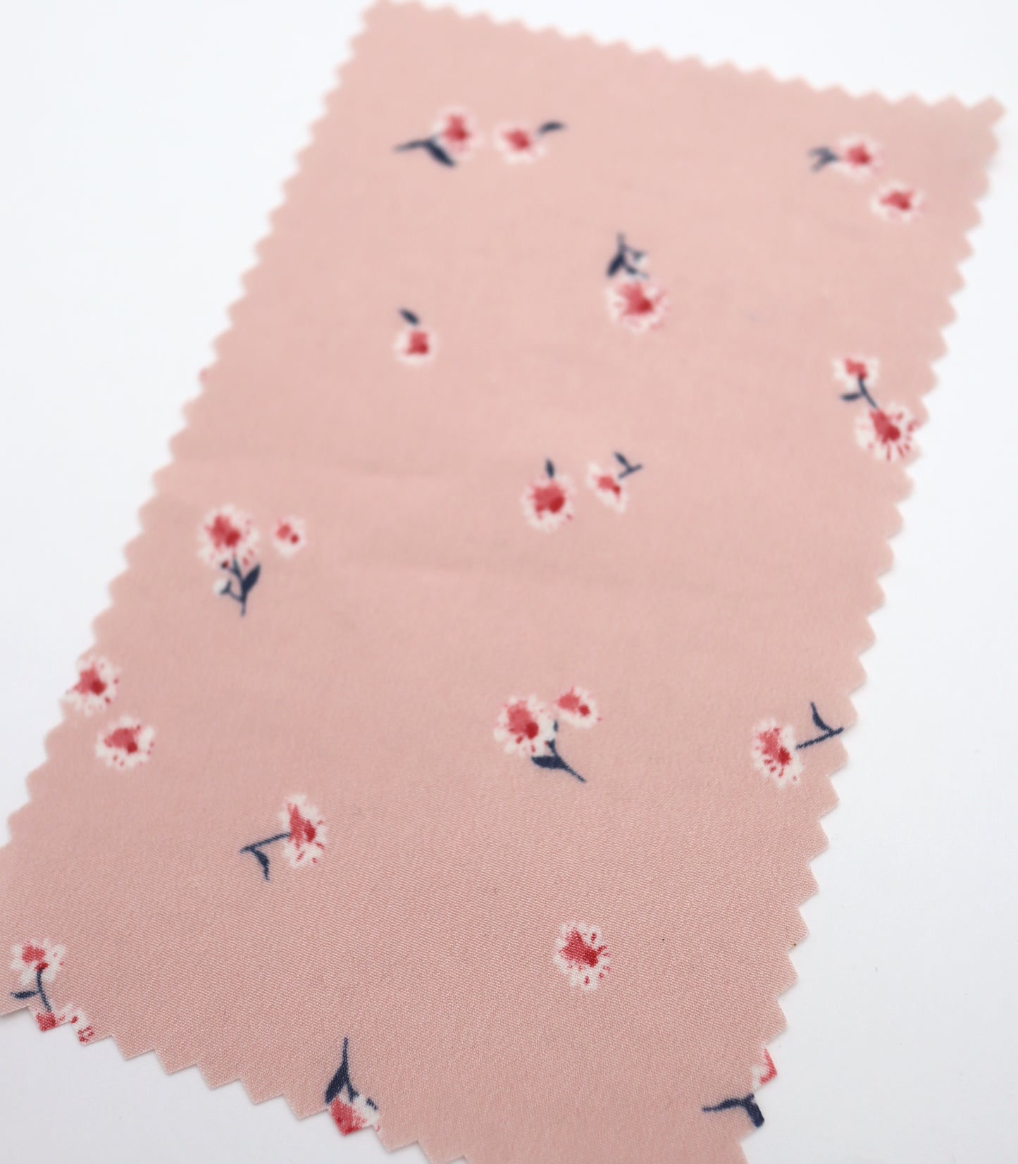 【25SS-238】小花柄プリントデシン　/0.5ｙあたり = ～765円