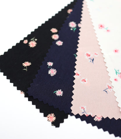 【25SS-238】小花柄プリントデシン　/0.5ｙあたり = ～765円