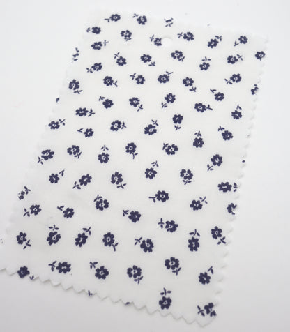 【25SS-255】小花柄プリント綿ローン　/0.5ｙあたり = ～625円
