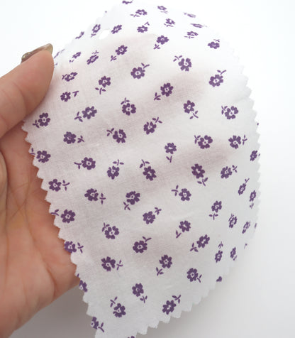 【25SS-255】小花柄プリント綿ローン　/0.5ｙあたり = ～625円