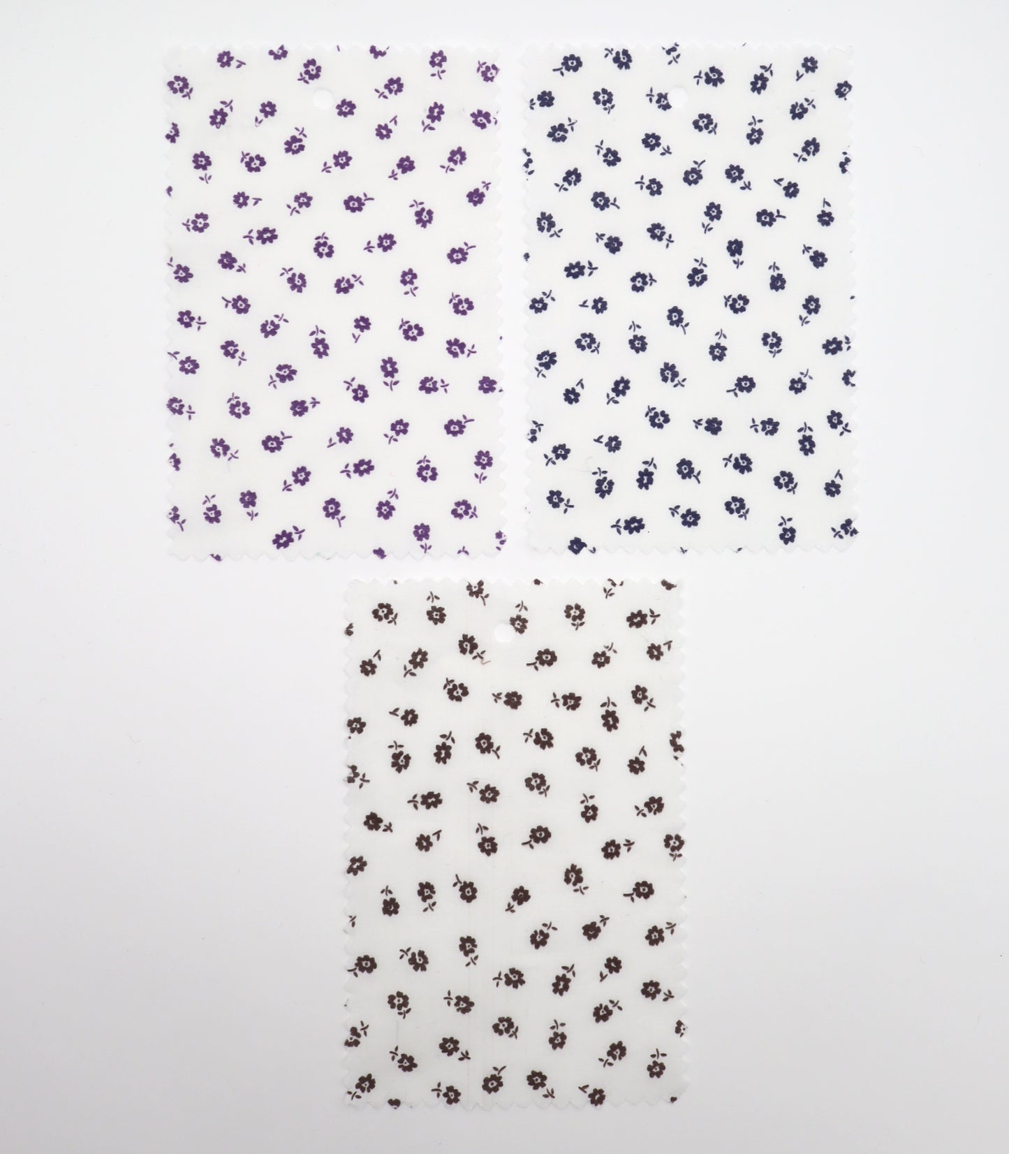 【25SS-255】小花柄プリント綿ローン　/0.5ｙあたり = ～625円