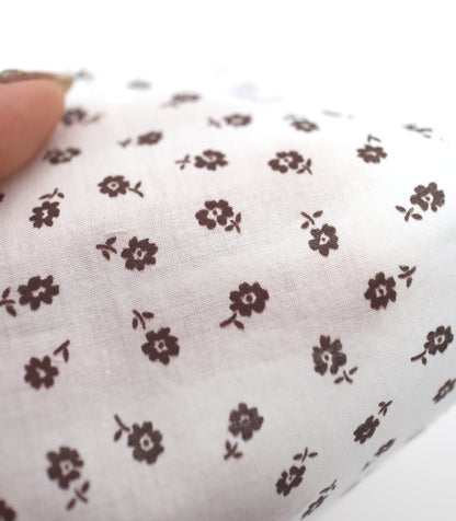 【25SS-255】小花柄プリント綿ローン　/0.5ｙあたり = ～625円