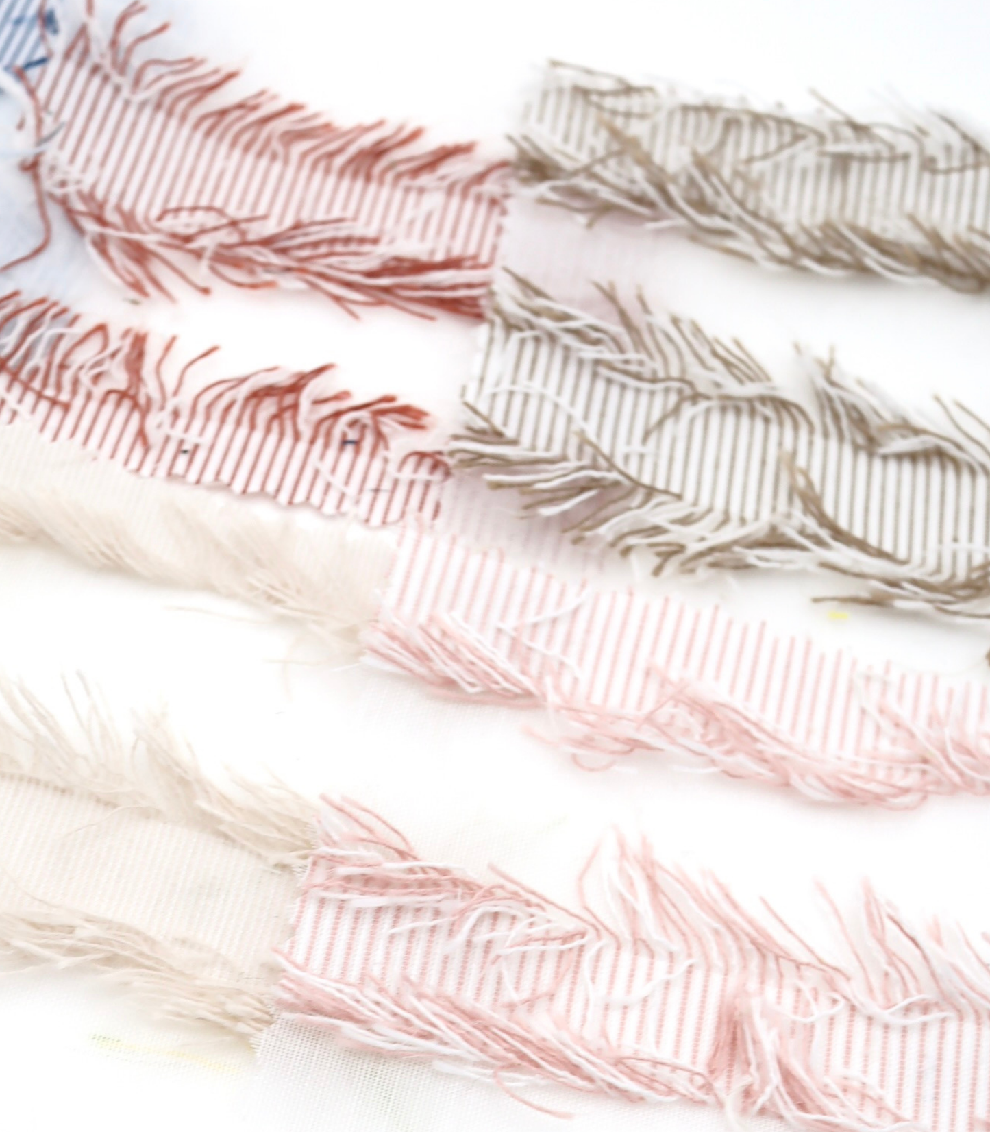 【25SS-308】フリンジジャガードシアーローン　/0.5ｙあたり = ～ 925円