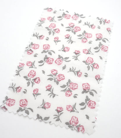 【25SS-256】ローズプリント綿ローン　/0.5ｙあたり = ～625円