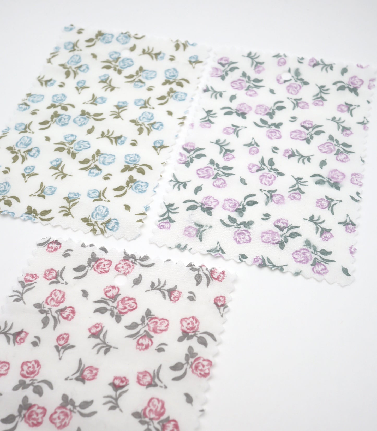 【25SS-256】ローズプリント綿ローン　/0.5ｙあたり = ～625円