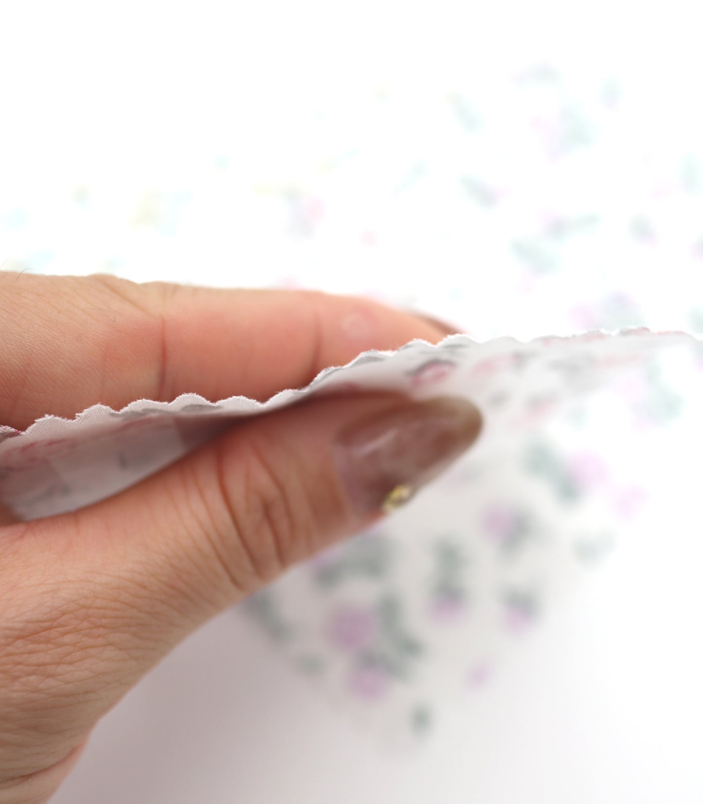 【25SS-256】ローズプリント綿ローン　/0.5ｙあたり = ～625円