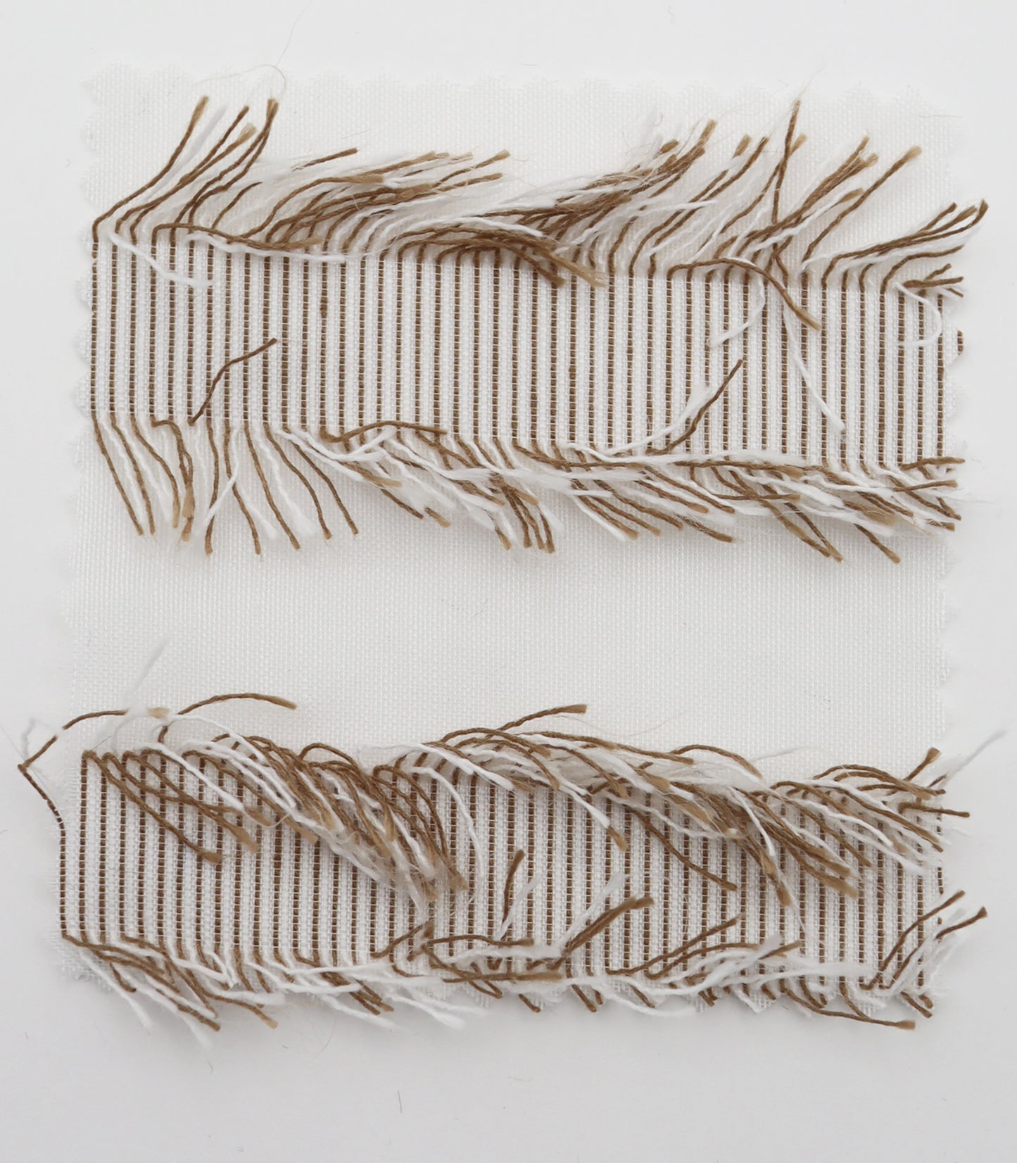 【25SS-308】フリンジジャガードシアーローン　/0.5ｙあたり = ～ 925円